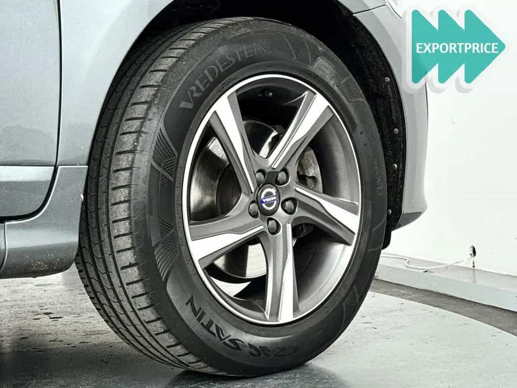 Volvo XC60 T5 FWD R-Design | Park assist | sitzheizung 02/2016-photo-32