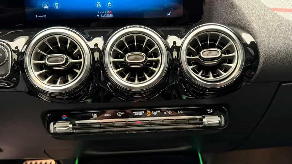 Mercedes-Benz GLA 250 GLA GLA 250 4Matic Edition 1 12/2020-photo-17