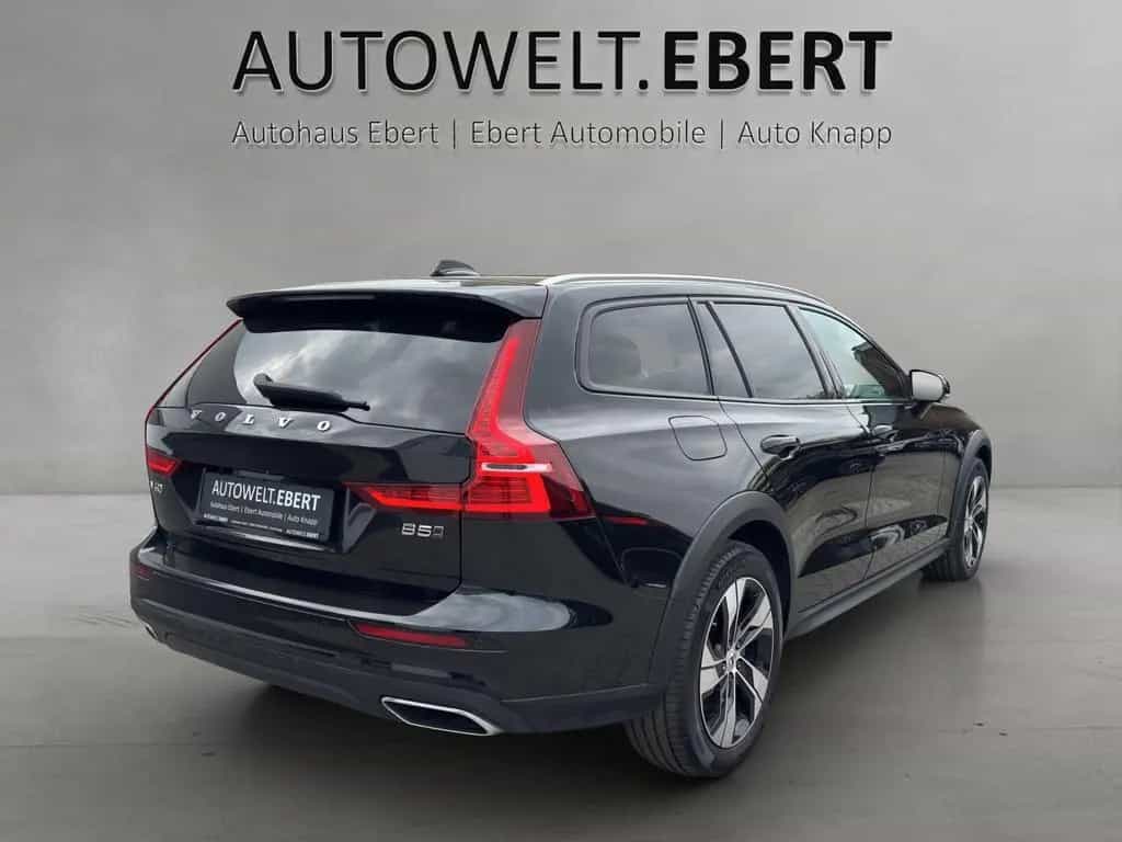Volvo V60 Cross Country V 60 Cross Country AWD Pro Au./LED/360°/STANDHZ 02/2021-photo-4