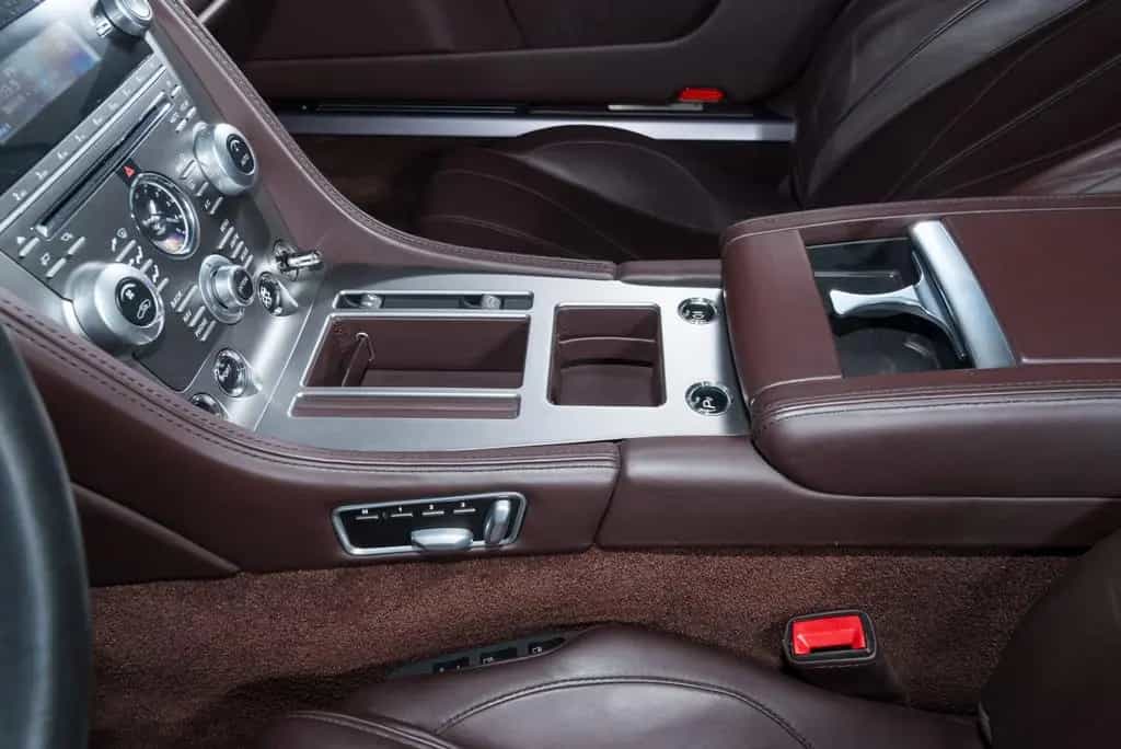 Aston Martin Virage Coupé Touchtronic 09/2011-photo-27