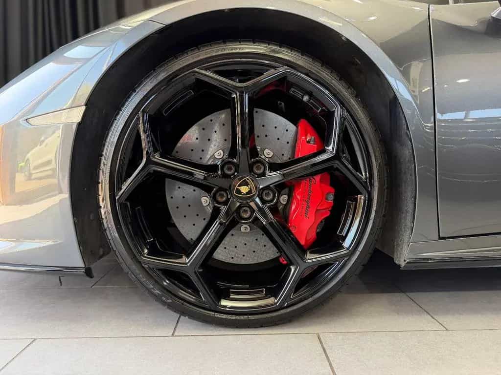 Lamborghini Huracan EVO LP640|LIFT|SENSONUM|KAMERA|AD PERSON 07/2019-photo-16