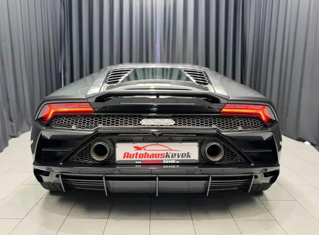 Lamborghini Huracan EVO LP640|LIFT|SENSONUM|KAMERA|AD PERSON 07/2019-photo-4