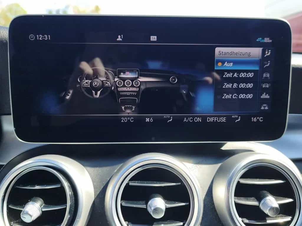 Mercedes-Benz C-Class T-Modell 300 T Aut. AMG-Line/Std.-hzg./Pano/Mu 10/2019-photo-20