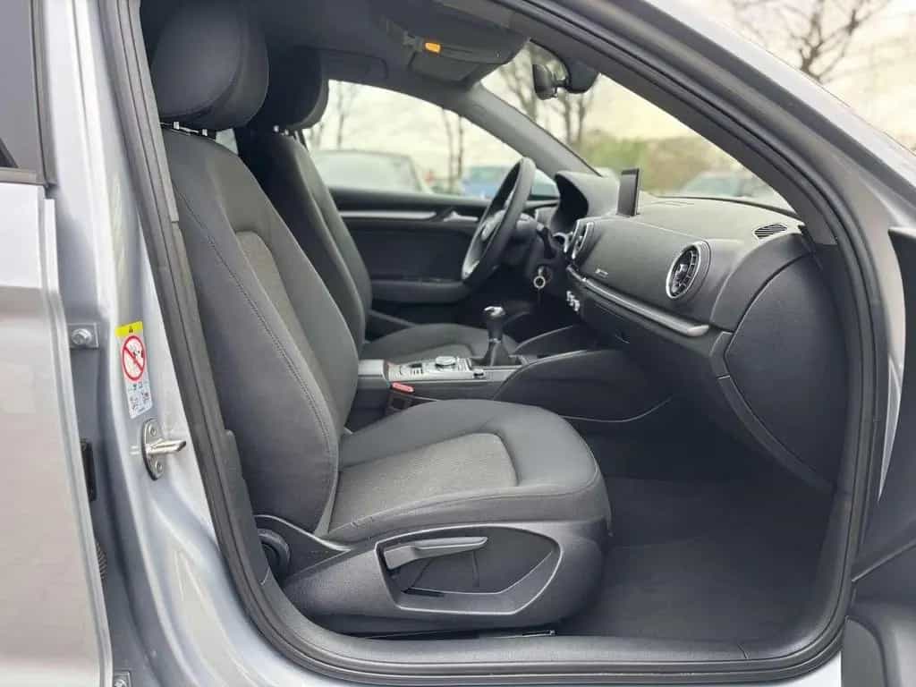 Audi A3 30 TFSI S-Line Limousine 02/2019-photo-12