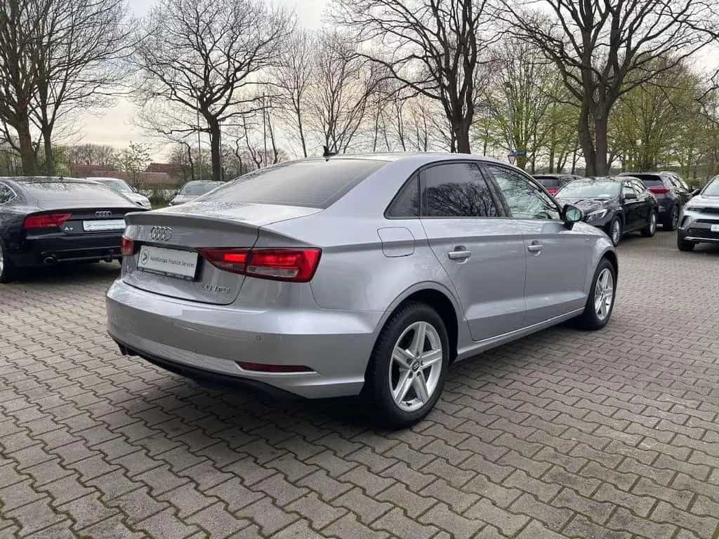 Audi A3 30 TFSI S-Line Limousine 02/2019-photo-6