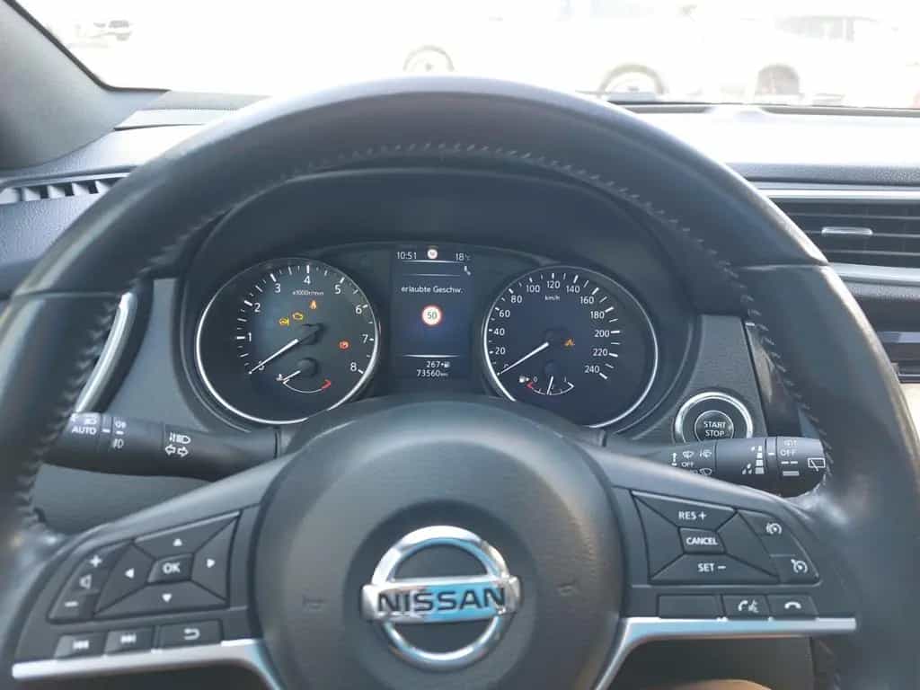 Nissan Qashqai 1.2DIG-T Tekna+ elektr.Ledersitze Rundum 09/2018-photo-16