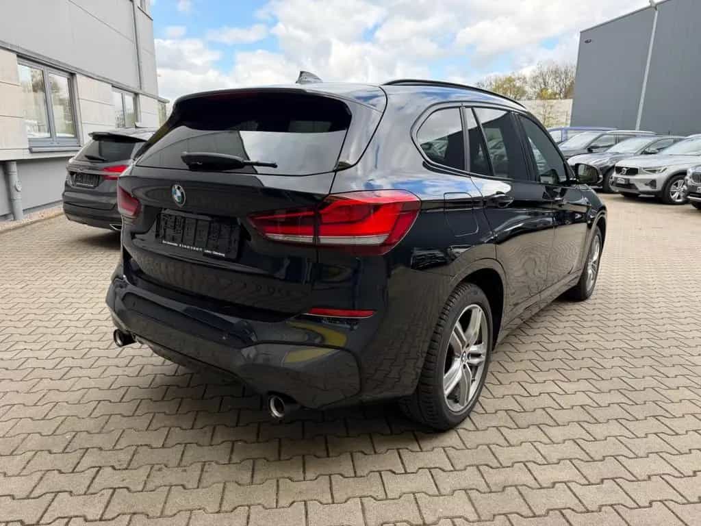 BMW X1 sDrive 18 d/M SPORTPAKET/LED/KAMERA/LEDER/AUT 08/2021-photo-5