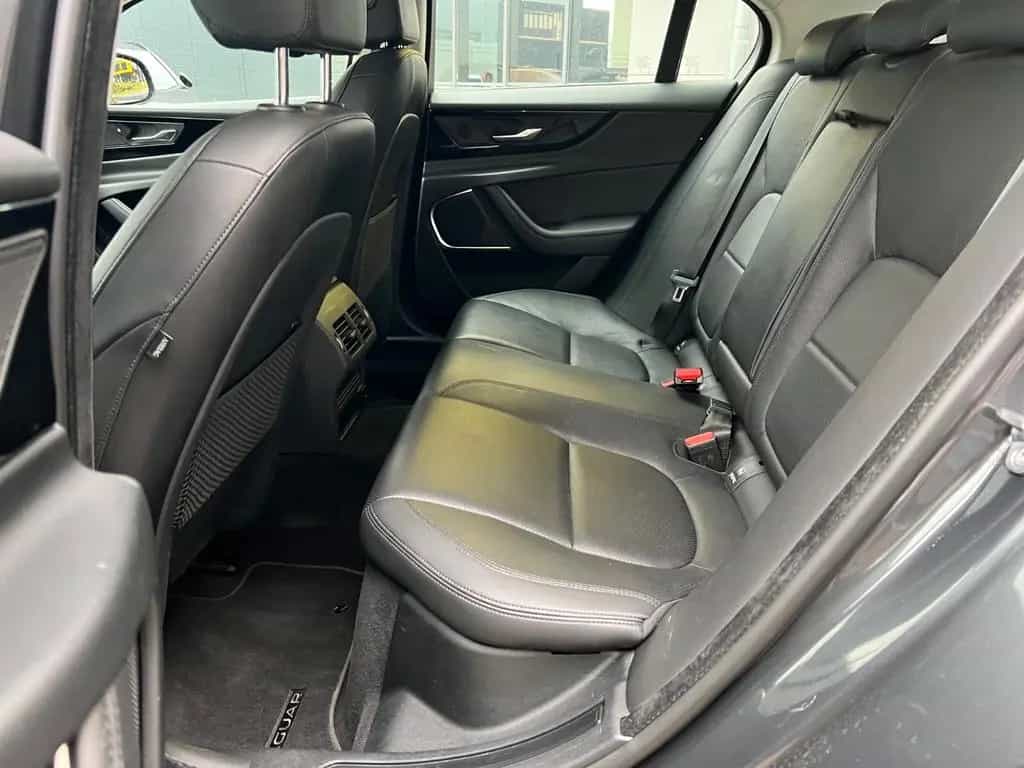 Jaguar XE S/LEDER/NAVI/TEMPOMAT/AUTOMATIK/DAB/MEMORY 04/2021-photo-16