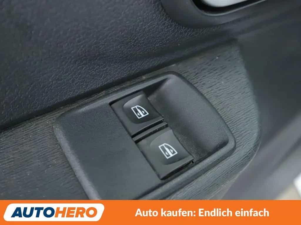Dacia Dokker 1.3 TCe Stepway Plus*NAVI*PDC*AHK*KLIMA* 11/2020-photo-22