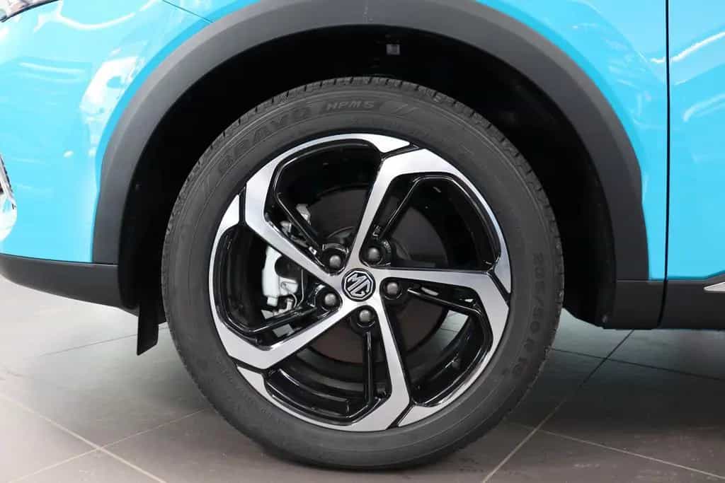 MG HS 1.5 Luxury Leder Navi SHZ ACC E.Heck SOFORT 06/2024-photo-15