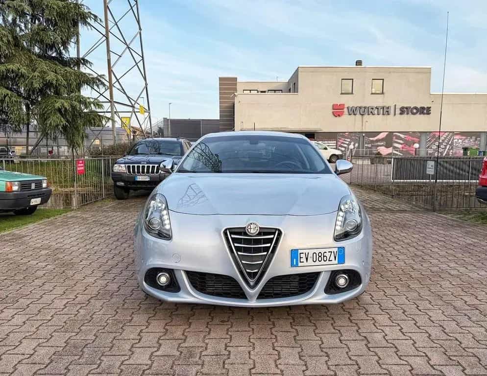 Alfa Romeo Giulietta 1.4 Turbo MultiAir TCT Excl 05/2014-photo-1