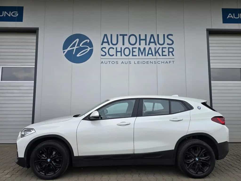 BMW X2 sDrive18i*DKG*AHK,Navi,LED,18´´RFK,Sportsitze 02/2023-photo-1