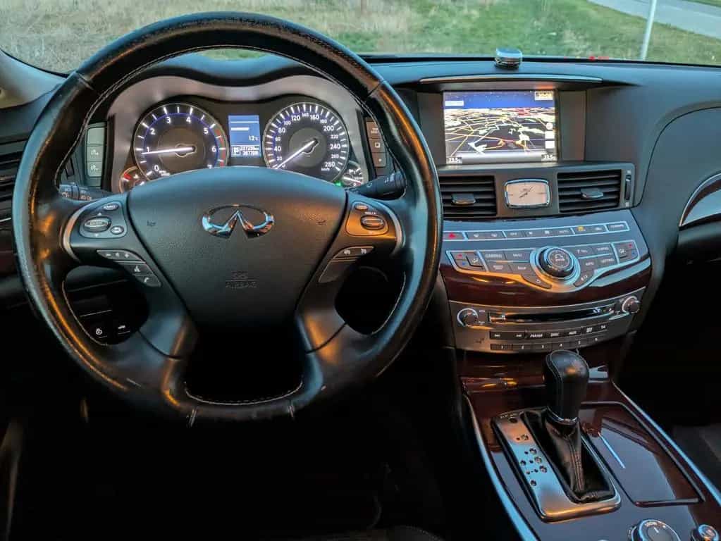 Infiniti Q70 2.2d | 360° Kamera | Leder | Vollausstattung 02/2016-photo-10
