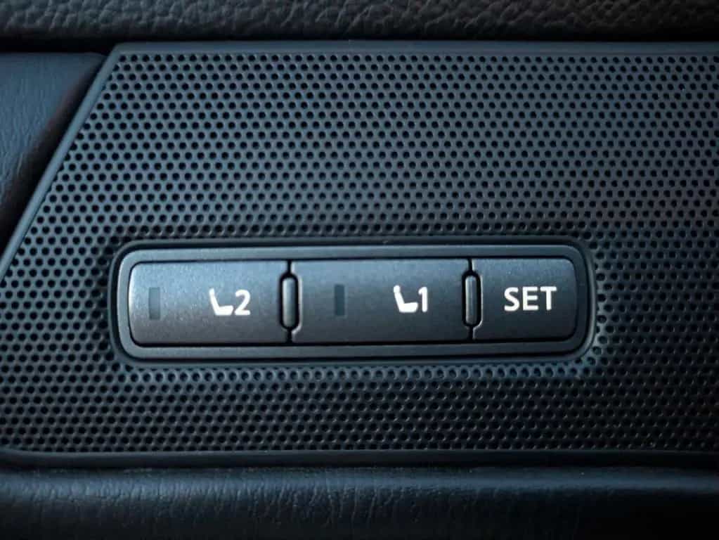 Infiniti Q70 2.2d | 360° Kamera | Leder | Vollausstattung 02/2016-photo-13