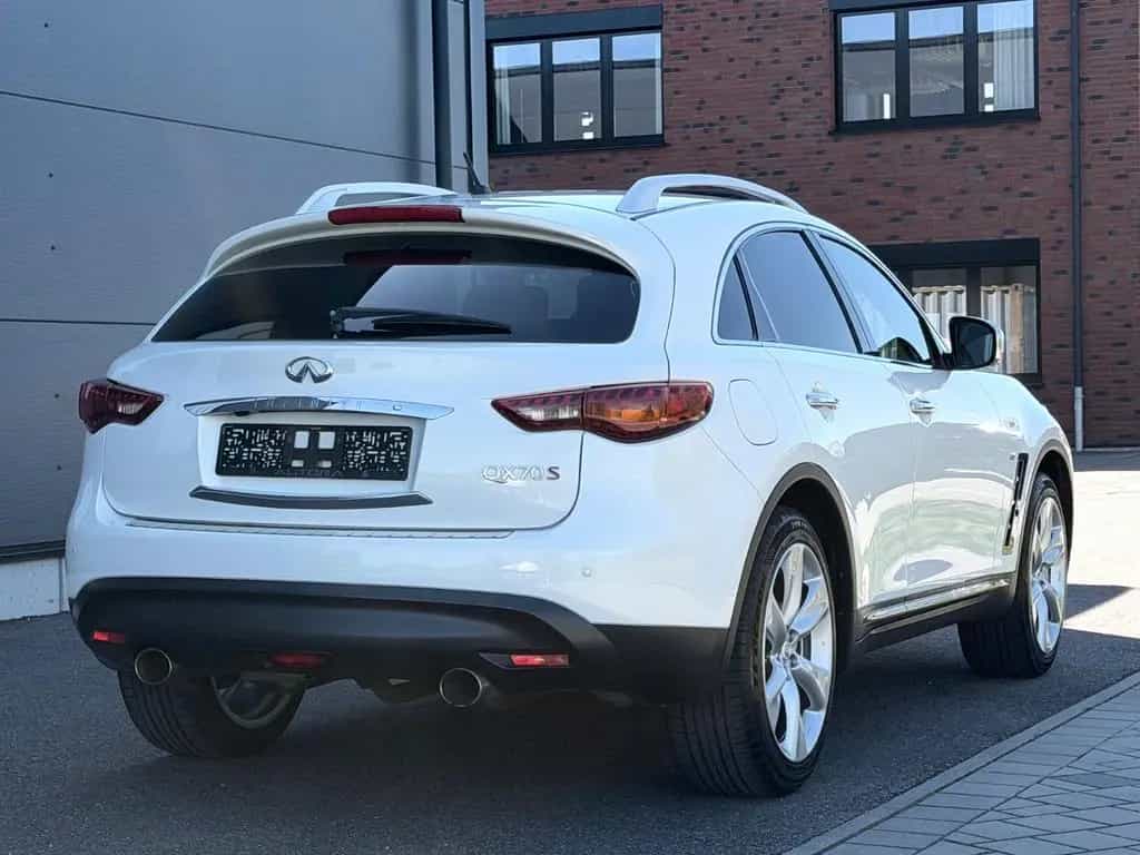 Infiniti QX70 S 3.7 Ultimate |VOLLAUSSTATTUNG|SHZ+LÜFTNG| 08/2016-photo-12
