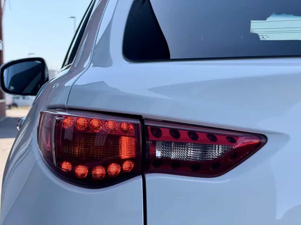 Infiniti QX70 S 3.7 Ultimate |VOLLAUSSTATTUNG|SHZ+LÜFTNG| 08/2016-photo-13