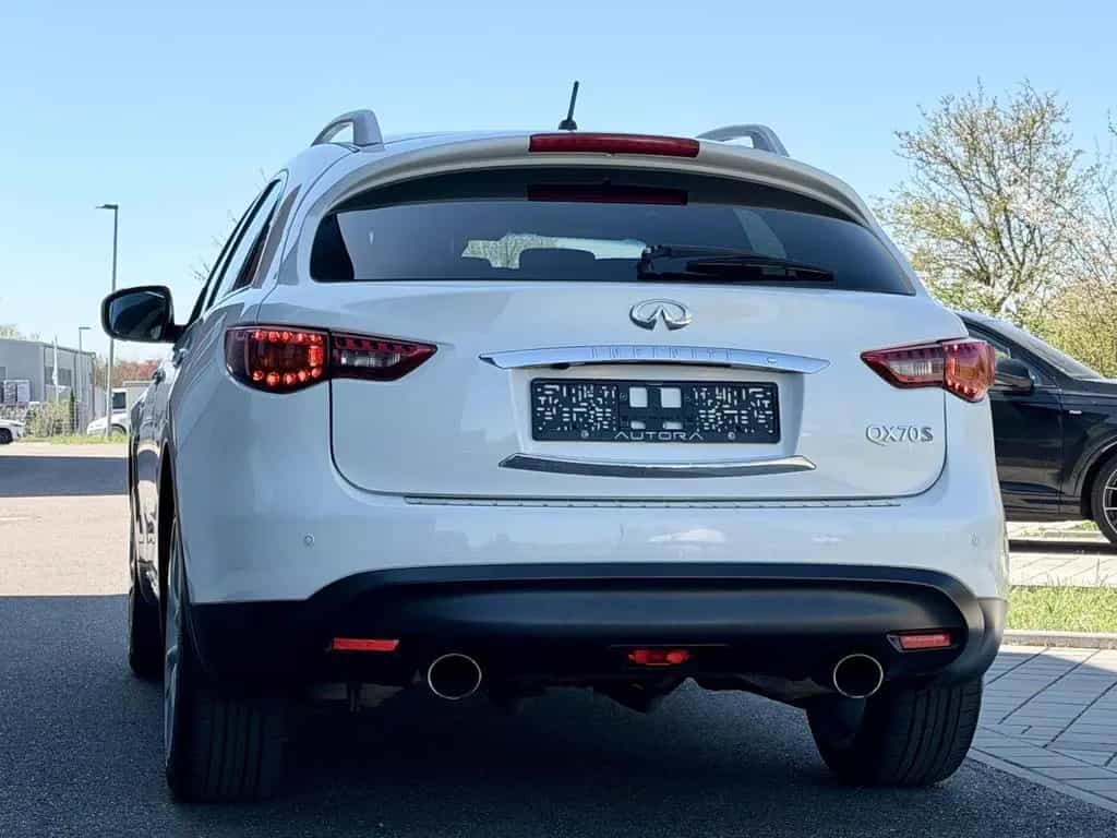 Infiniti QX70 S 3.7 Ultimate |VOLLAUSSTATTUNG|SHZ+LÜFTNG| 08/2016-photo-14
