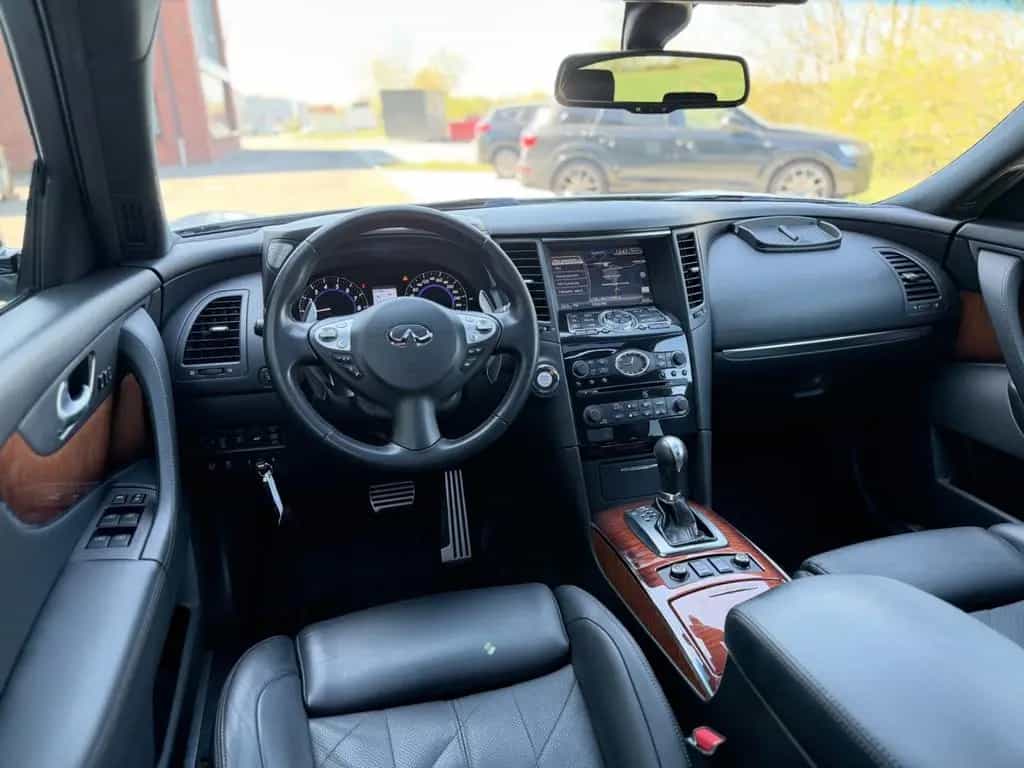 Infiniti QX70 S 3.7 Ultimate |VOLLAUSSTATTUNG|SHZ+LÜFTNG| 08/2016-photo-20