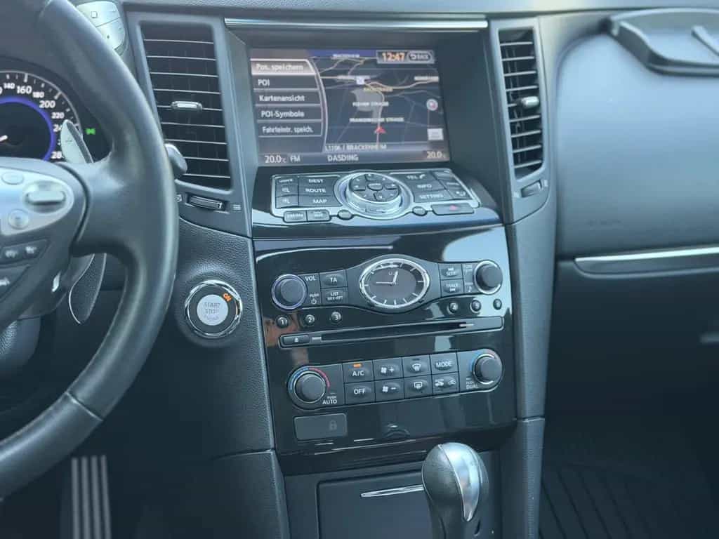 Infiniti QX70 S 3.7 Ultimate |VOLLAUSSTATTUNG|SHZ+LÜFTNG| 08/2016-photo-23