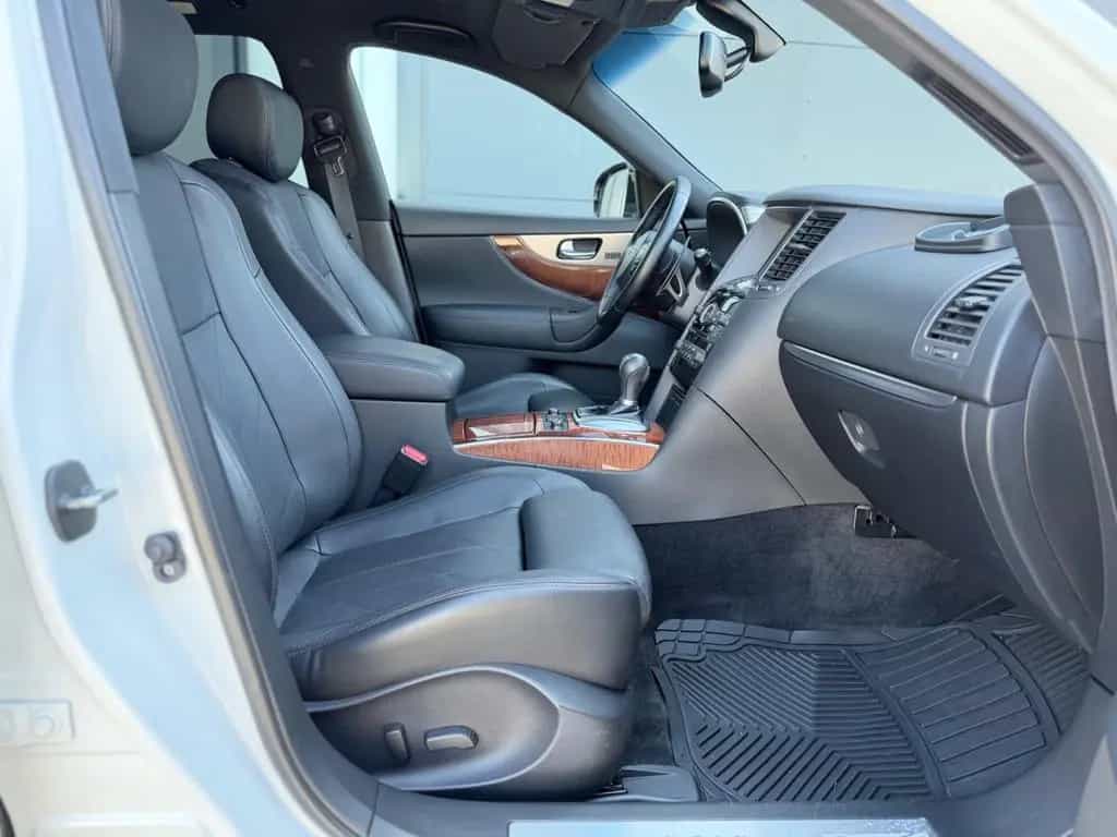 Infiniti QX70 S 3.7 Ultimate |VOLLAUSSTATTUNG|SHZ+LÜFTNG| 08/2016-photo-25