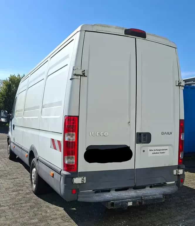 Iveco Daily HKa 35 S AHK Klima Kamera Webasto Isri Ra 11/2012-photo-4