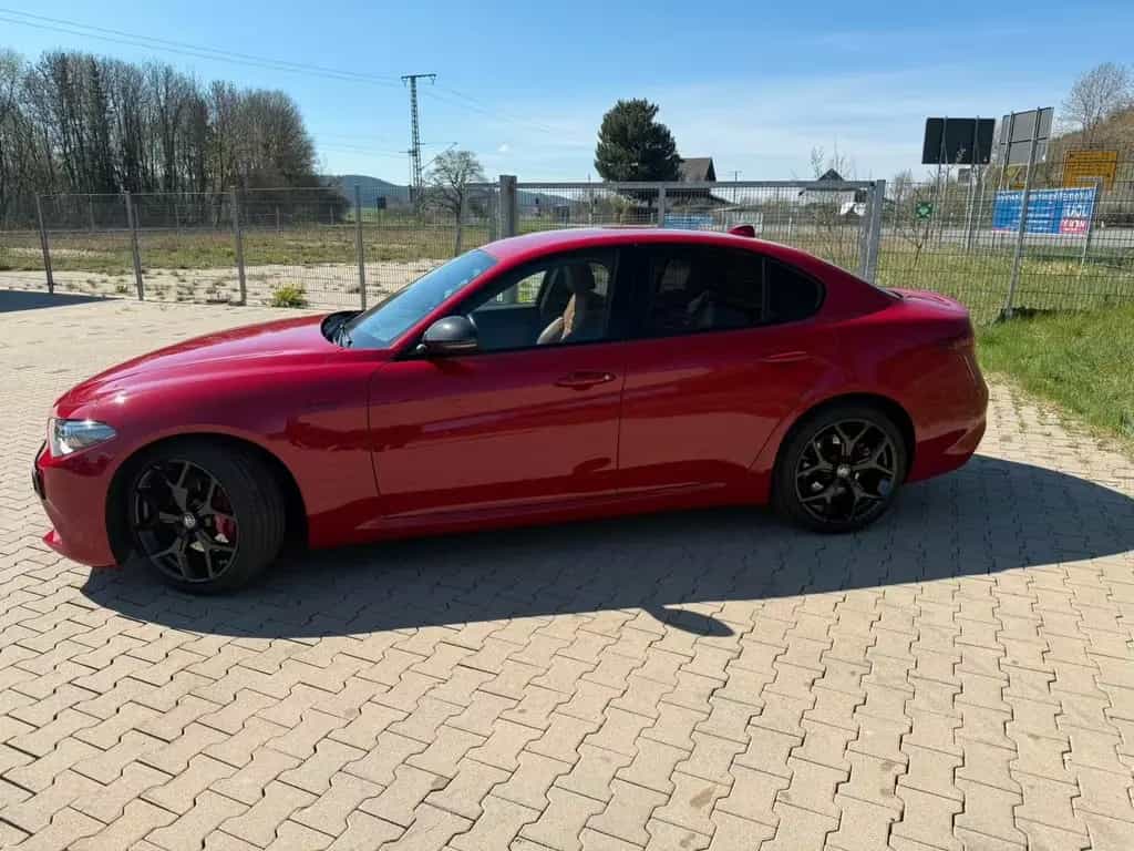 Alfa Romeo Giulia Veloce Q4 Facelift 03/2021-photo-1