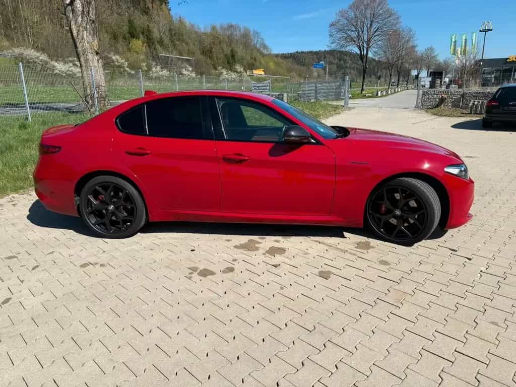 Alfa Romeo Giulia Veloce Q4 Facelift 03/2021-photo-5