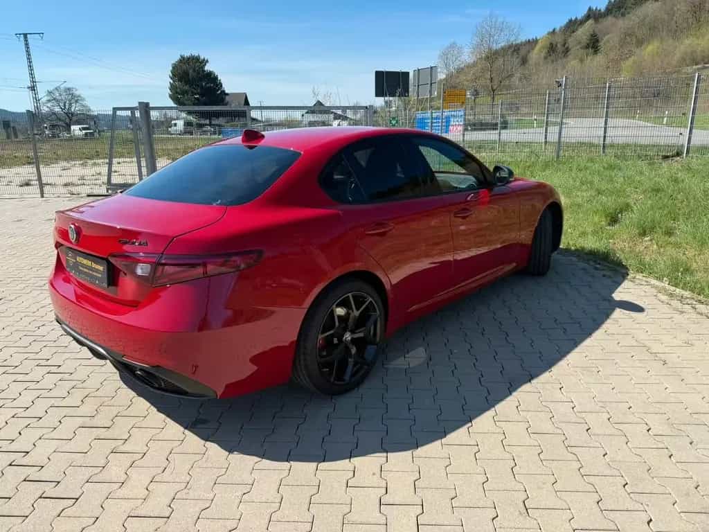 Alfa Romeo Giulia Veloce Q4 Facelift 03/2021-photo-7
