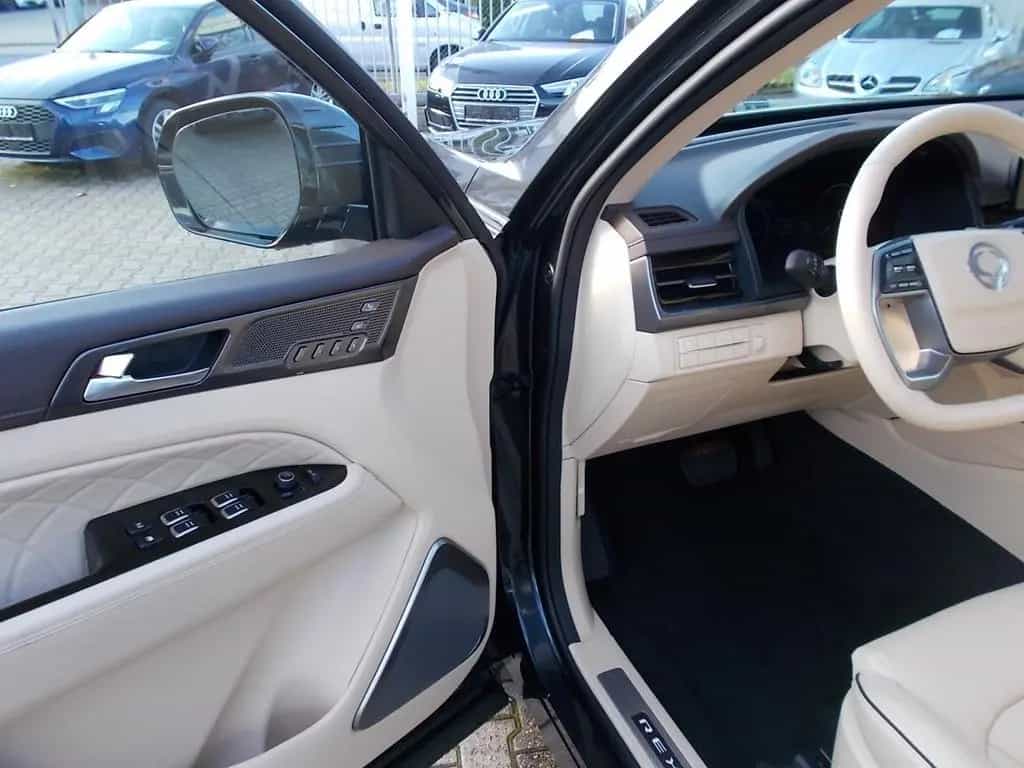 Ssangyong REXTON Sapphire 4WD  Leder el.SD Alu20"Allwetter 01/2024-photo-12