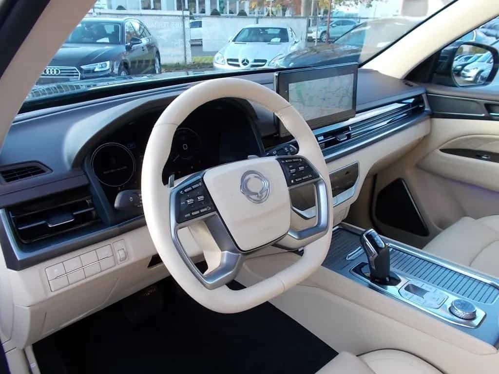 Ssangyong REXTON Sapphire 4WD  Leder el.SD Alu20"Allwetter 01/2024-photo-13