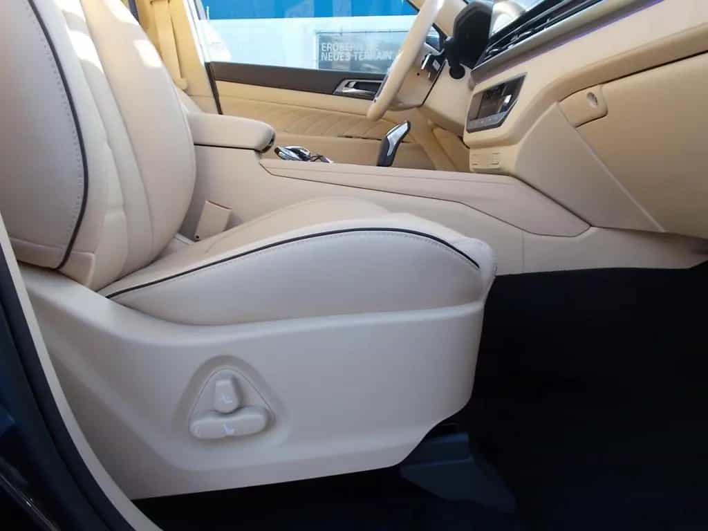 Ssangyong REXTON Sapphire 4WD  Leder el.SD Alu20"Allwetter 01/2024-photo-24