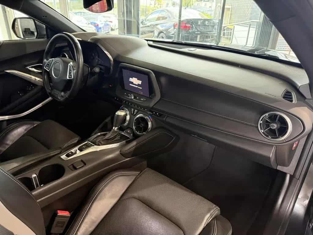 Chevrolet Camaro V8 6.2*DEUTSCH*KAMERA*BOSE*HEADUP* 01/2017-photo-12