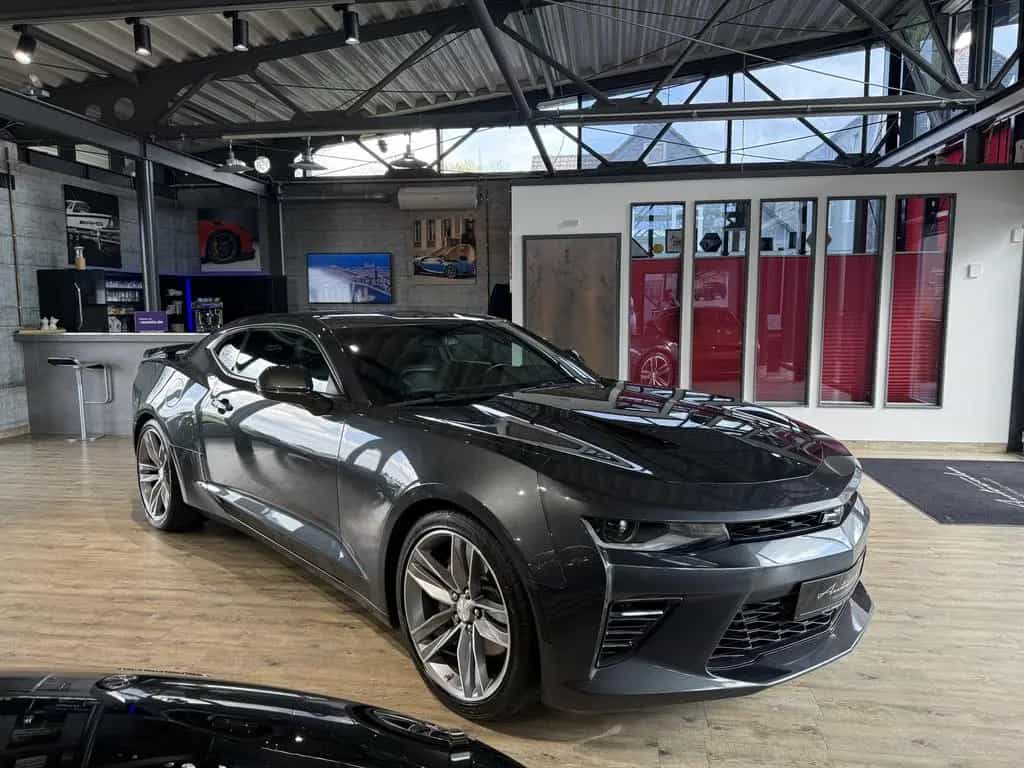 Chevrolet Camaro V8 6.2*DEUTSCH*KAMERA*BOSE*HEADUP* 01/2017-photo-9
