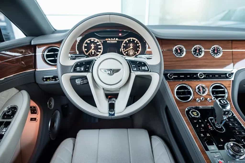 Bentley Continental GT V8 08/2020-photo-13