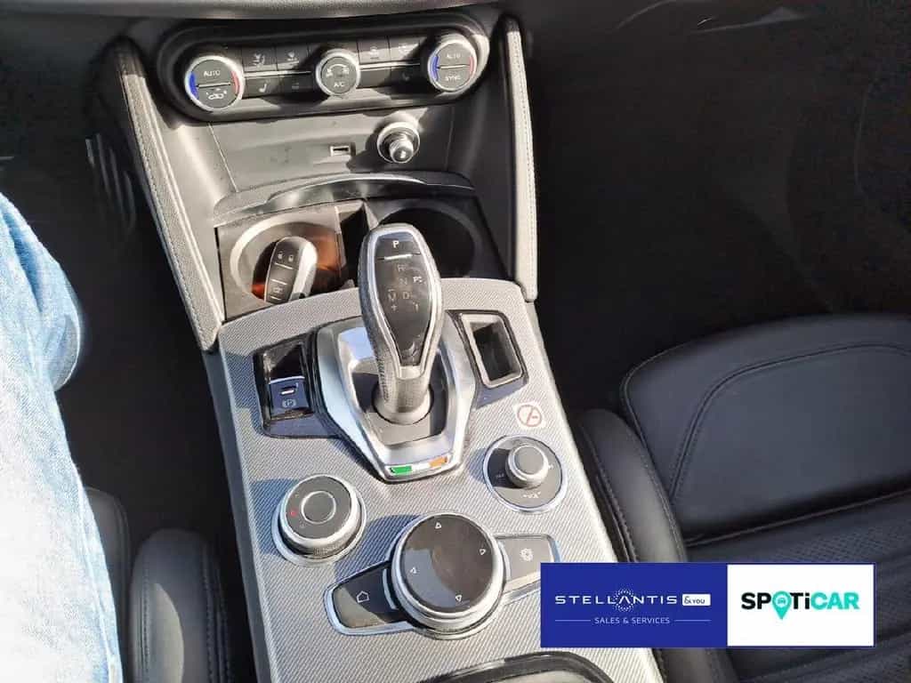 Alfa Romeo Stelvio 2.2 JTDM Veloce Q4 2.2 JTDM Veloce Q4 (E 08/2024-photo-19