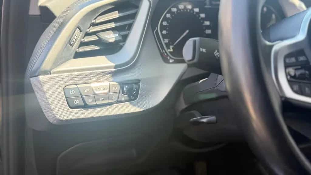 BMW 118 i Advantage|NAVI|LED|SHZ|AUTOMATIK|APPLE-CAR 06/2020-photo-9