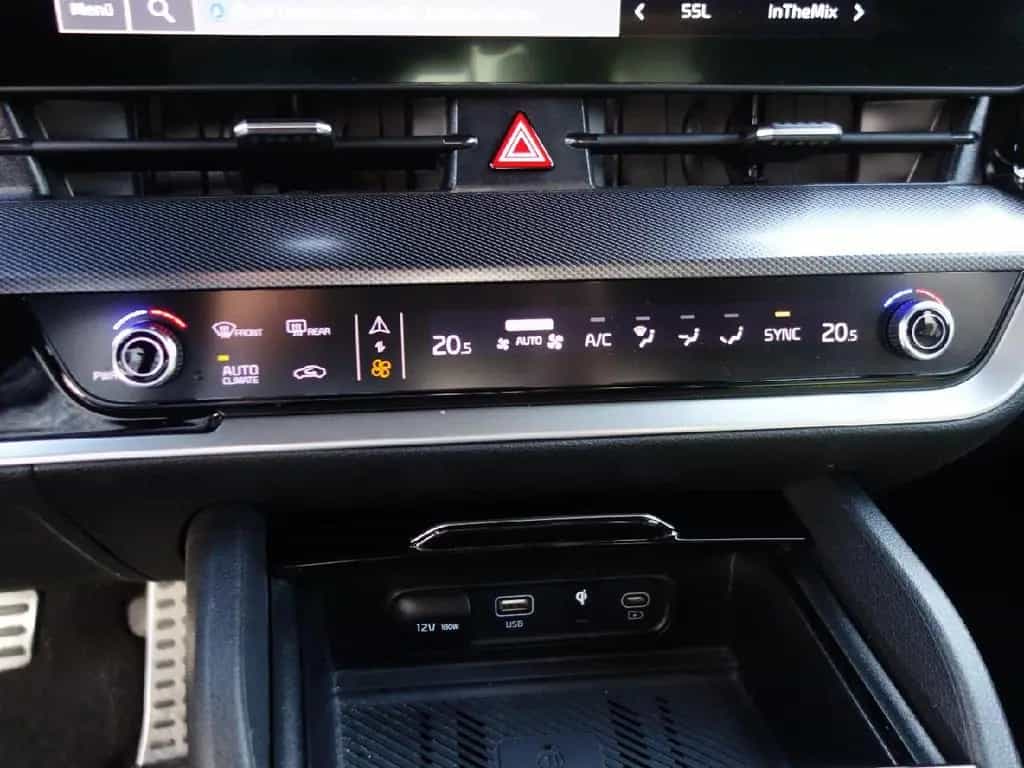 Kia Sportage GT-Line 4WD Autom LED Navi Kamera Winte 08/2023-photo-27