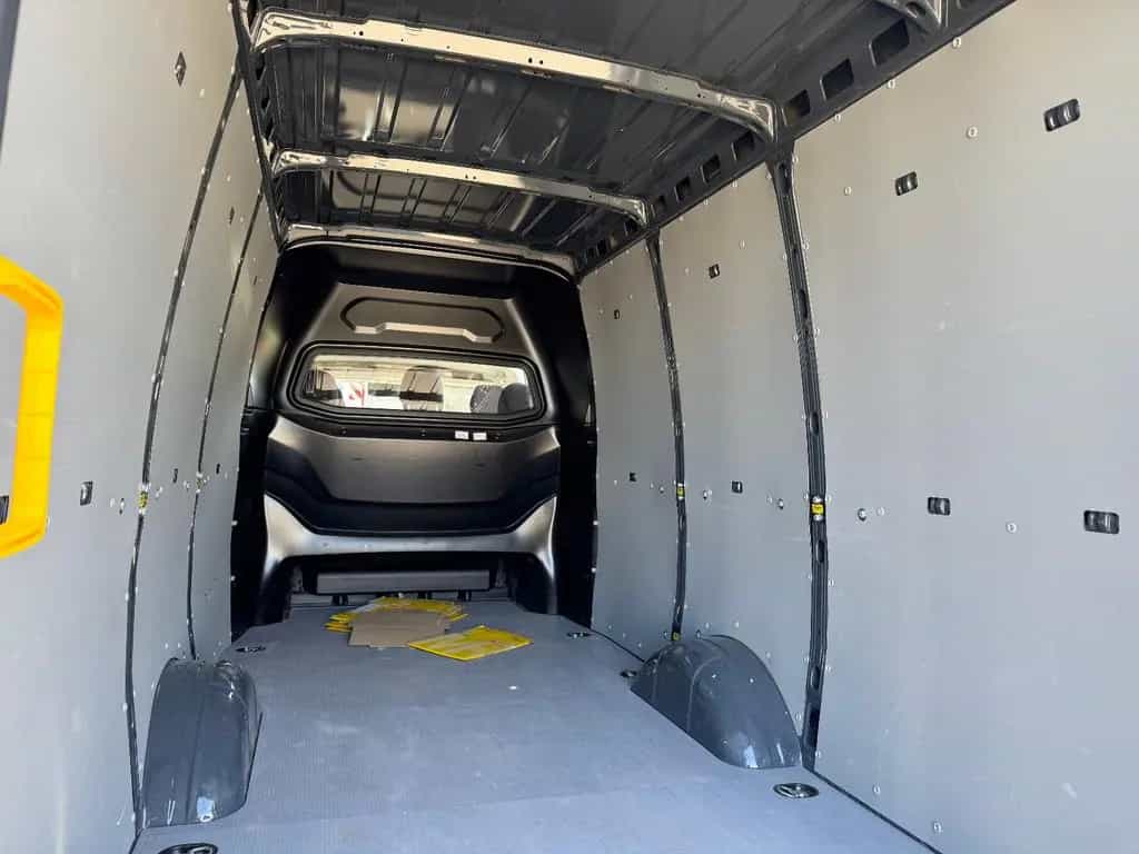 Iveco ANDERE Daily Kasten HKa 35 S ... V Radstand 4100 06/2023-photo-16