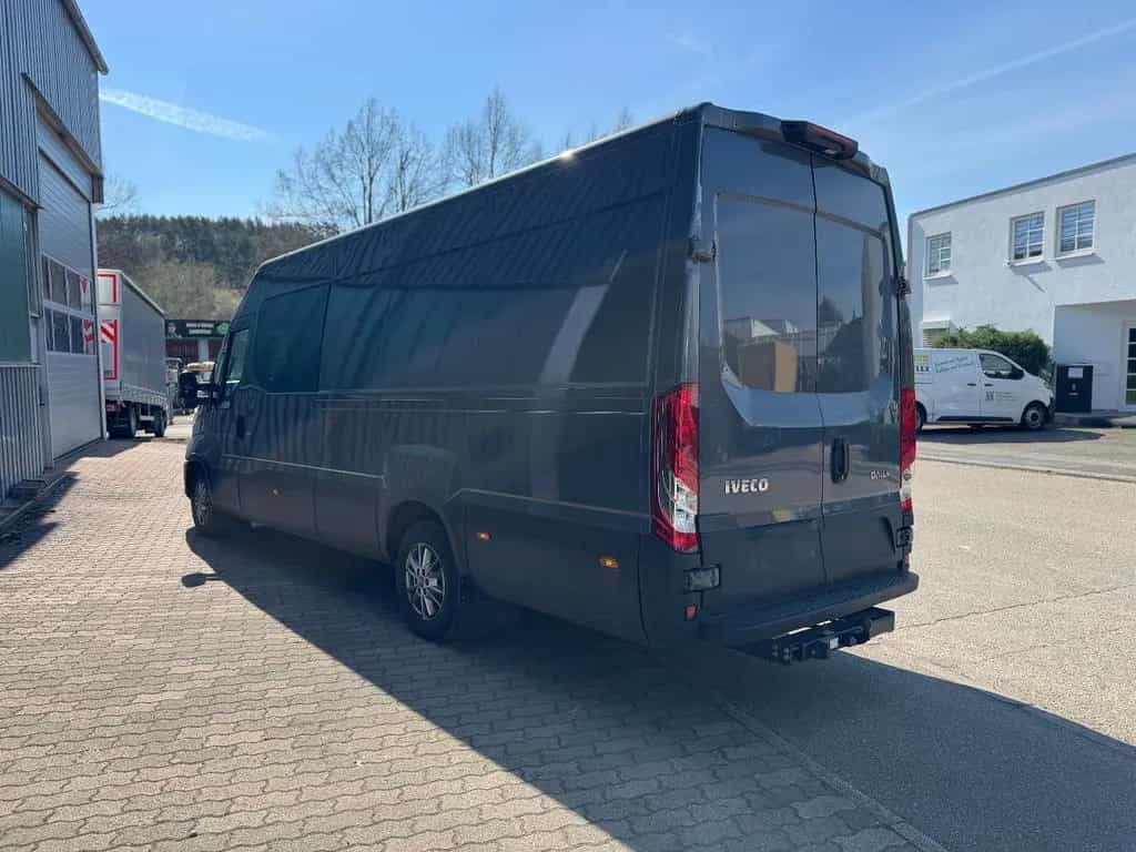 Iveco ANDERE Daily Kasten HKa 35 S ... V Radstand 4100 06/2023-photo-3