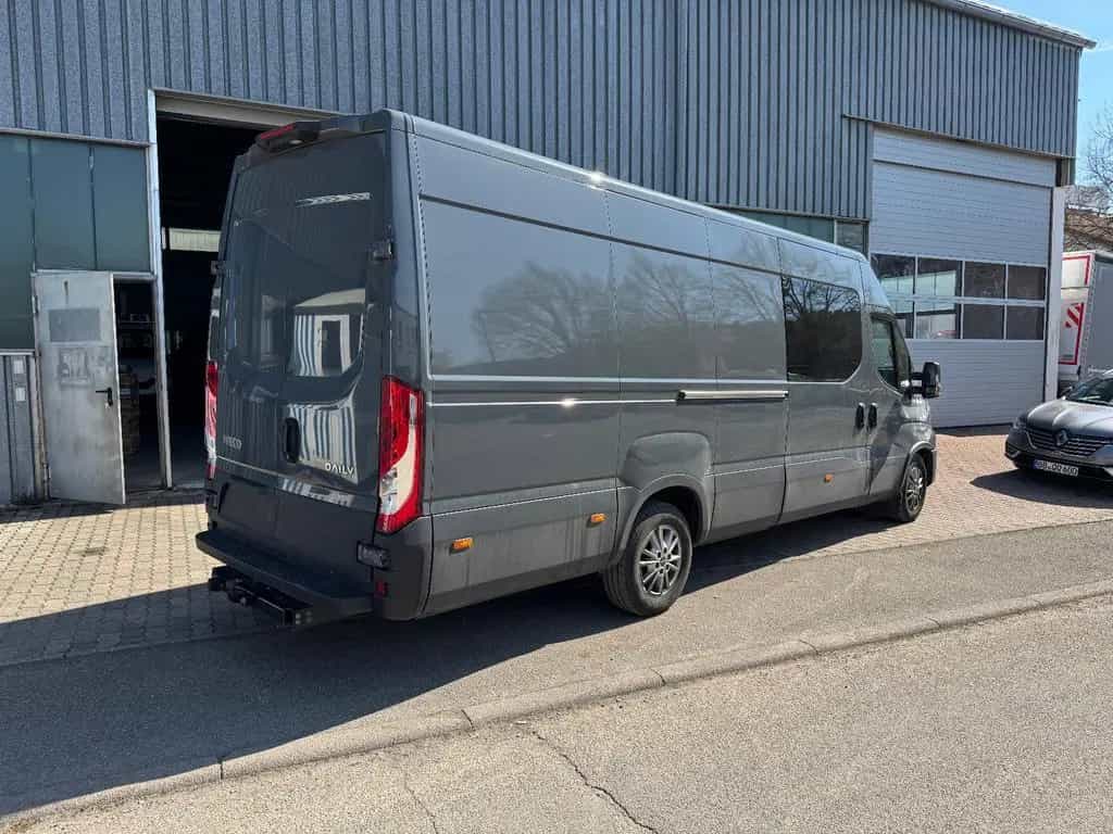 Iveco ANDERE Daily Kasten HKa 35 S ... V Radstand 4100 06/2023-photo-5
