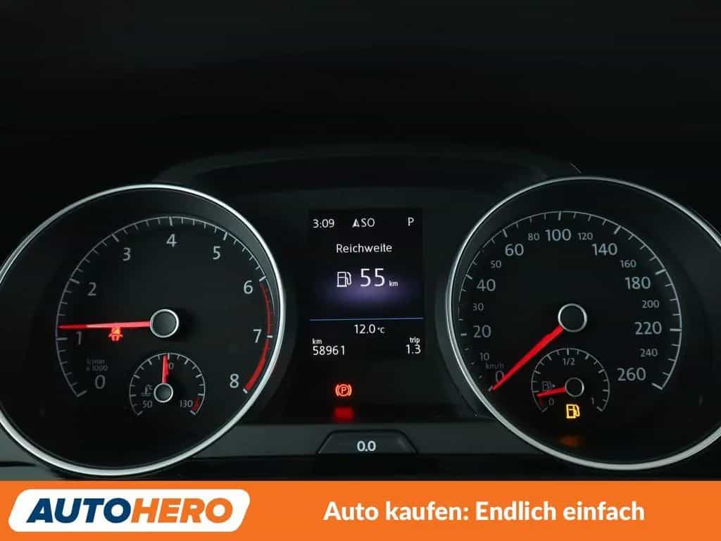 Volkswagen Golf VII 1.5 TSI ACT Highline BMT Aut.*NAVI*LED* 07/2017-photo-19