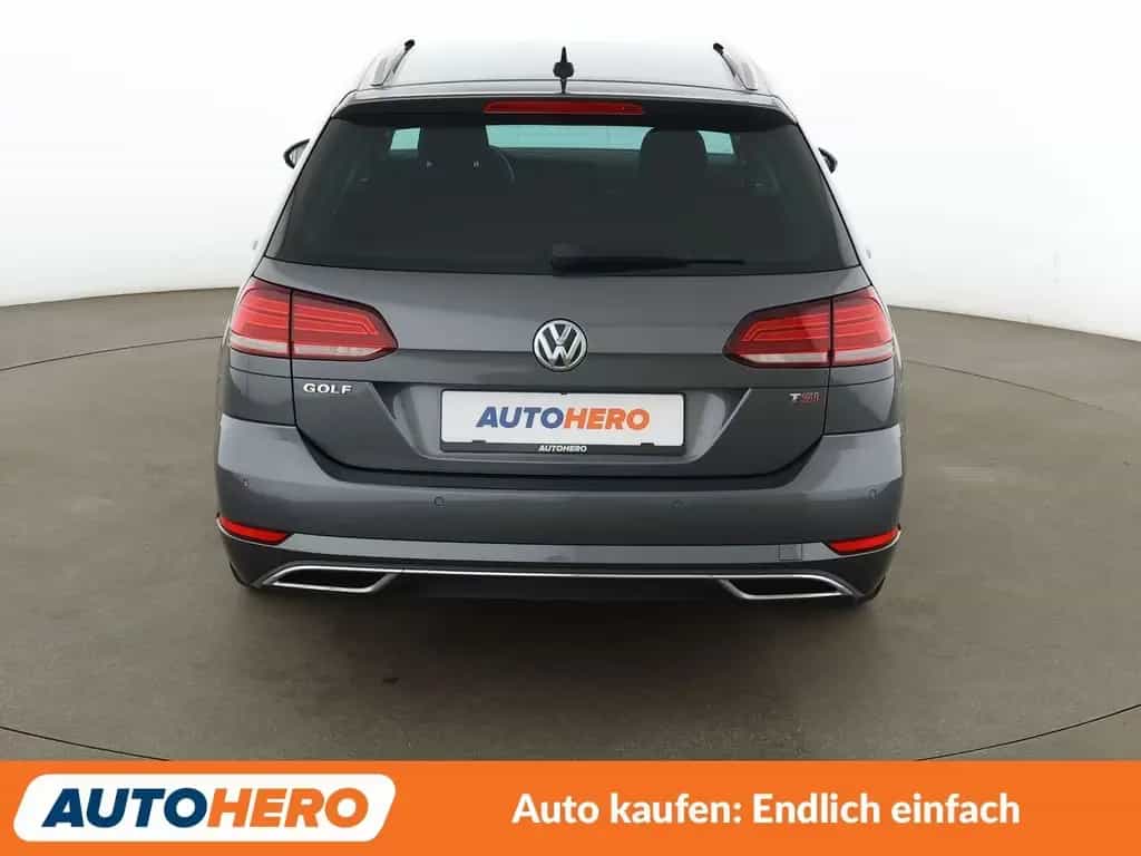 Volkswagen Golf VII 1.5 TSI ACT Highline BMT Aut.*NAVI*LED* 07/2017-photo-4