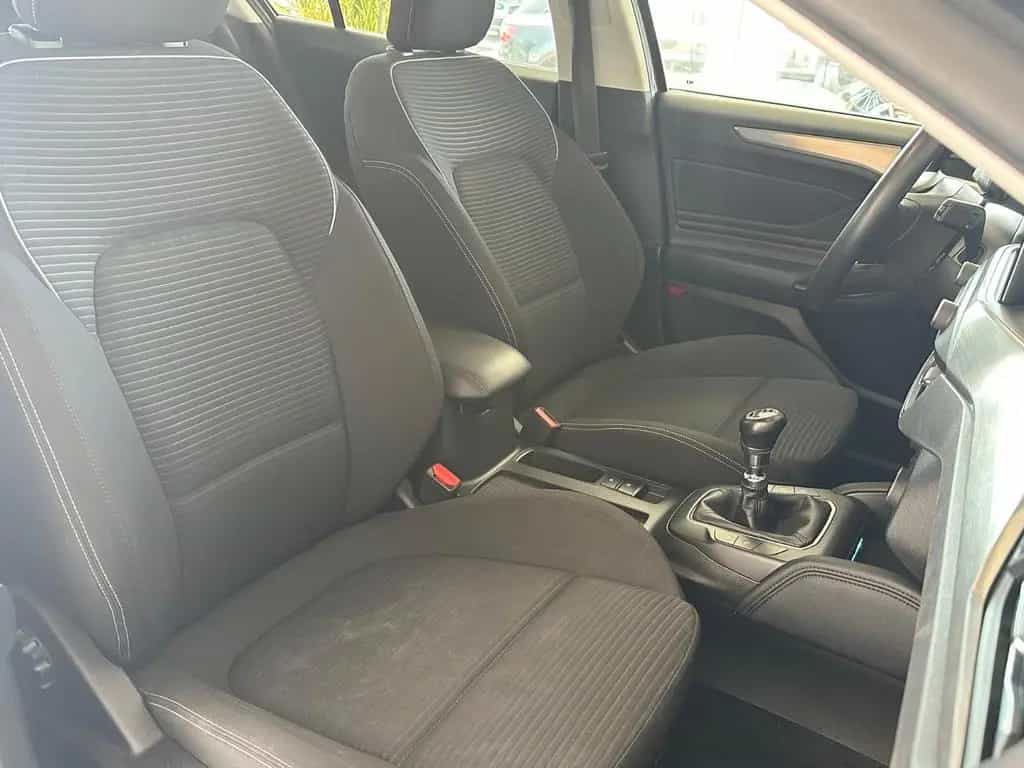 Ford Focus 1.5 EcoBoost Titanium*LED*Navi*Sitzheizg* 05/2019-photo-14