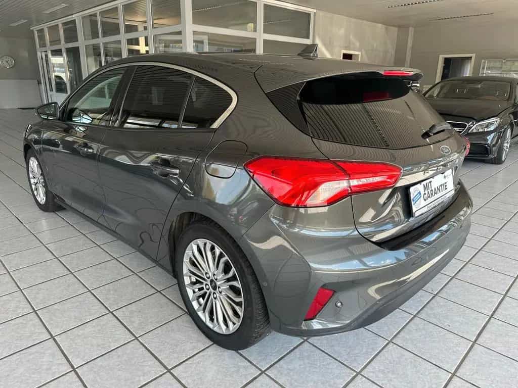Ford Focus 1.5 EcoBoost Titanium*LED*Navi*Sitzheizg* 05/2019-photo-6