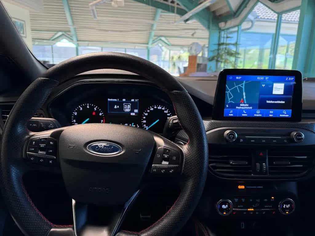 Ford Focus ST-Line*NAVI*SITZH.*FREISPRECH.*KAMERA*PDC 09/2019-photo-14
