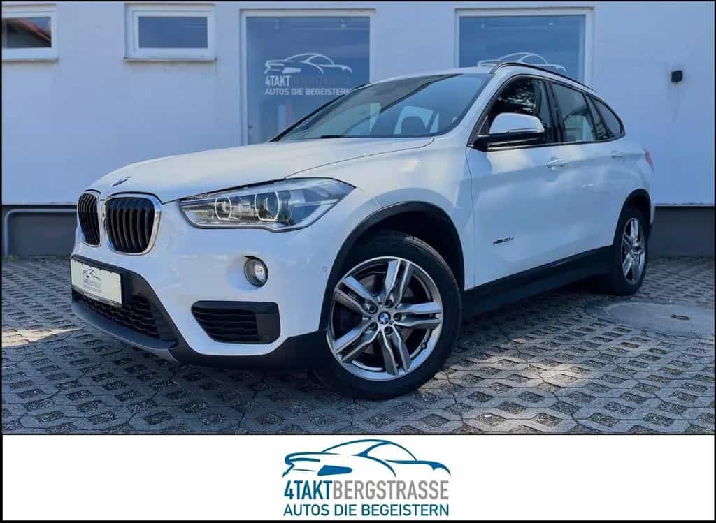 BMW X1 xDrive20d Automatik Leder Navi LED PANO PDC 11/2017-photo-0