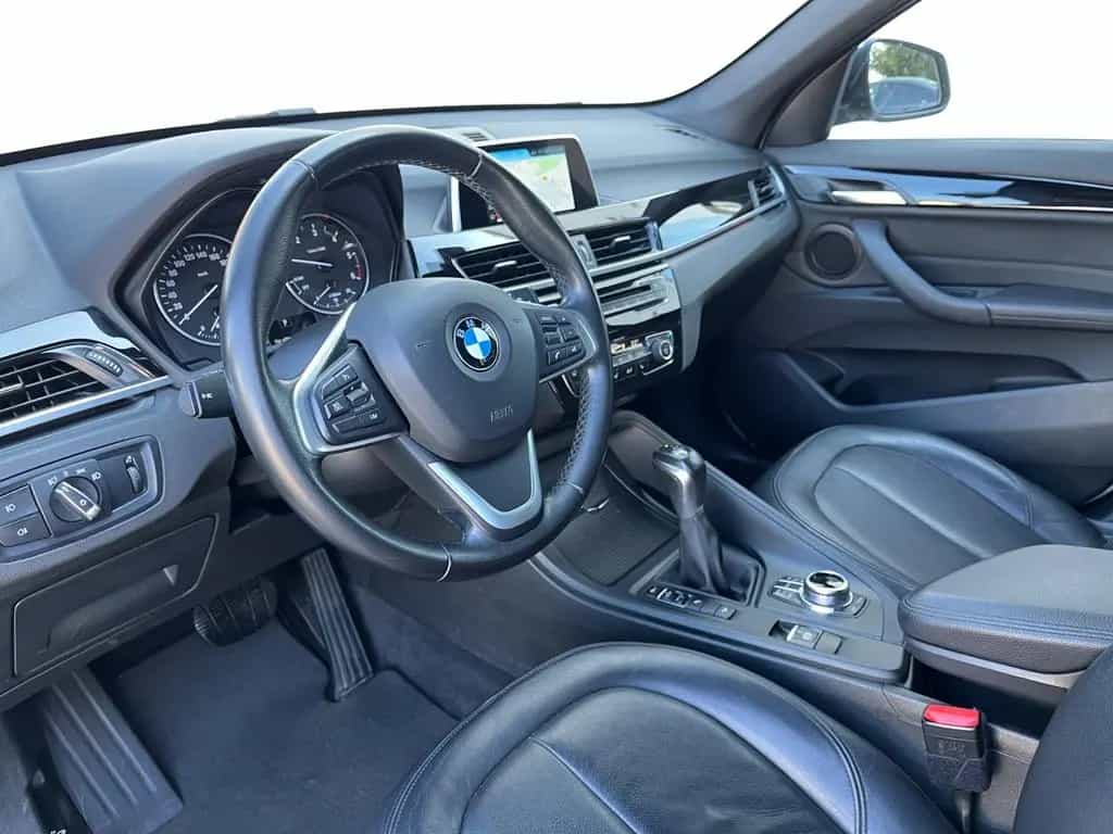 BMW X1 xDrive20d Automatik Leder Navi LED PANO PDC 11/2017-photo-10