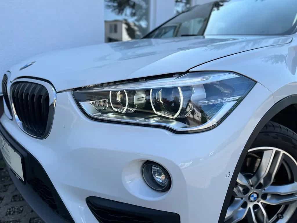 BMW X1 xDrive20d Automatik Leder Navi LED PANO PDC 11/2017-photo-9