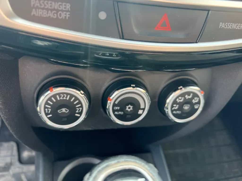 Mitsubishi ASX Basis 2WD FULL SERVICE ONE OWNER 08/2015-photo-13