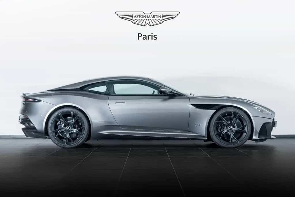 Aston Martin DBS Superleggera Coupé 5.2 V12 11/2018-photo-3